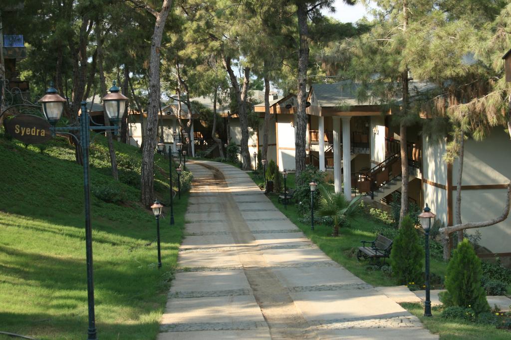 Utopia World Kargicak  Bagian luar foto